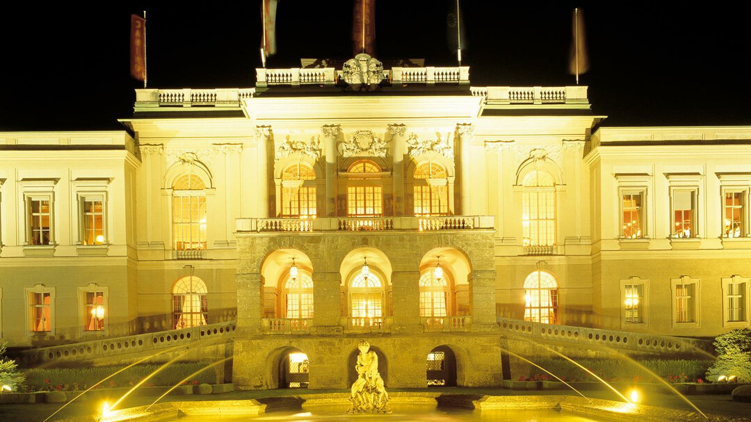 Schloss Klessheim bei Nacht | © Casino Salzburg
