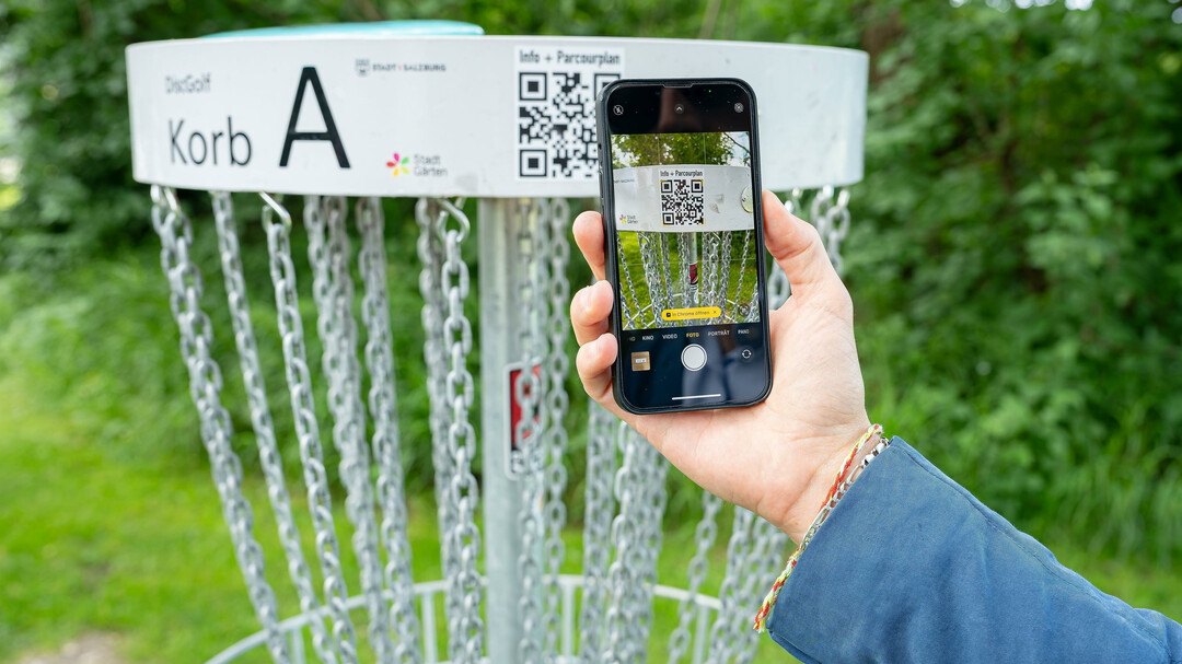 Fangkorb mit QR-Code | © Stadt Salzburg, Alexander Killer