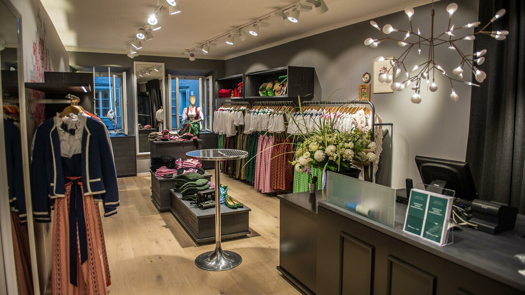 Trachtengeschäft in der Getreidegasse | © Dollinger Mode