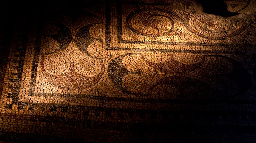 mosaic at Cathedral Excavations | © Salzburg Museum