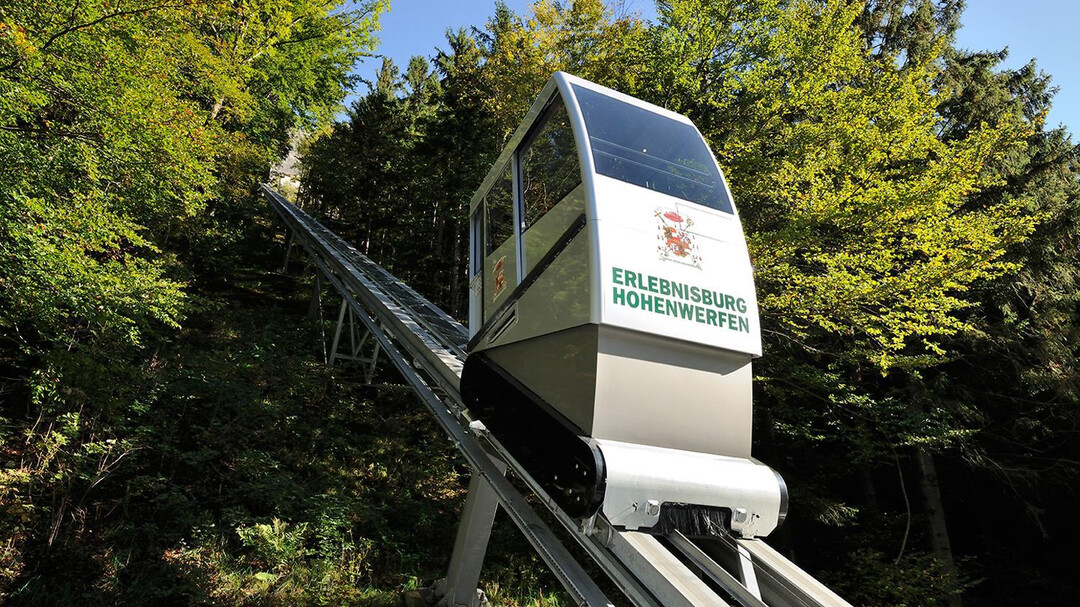 elevator | © Sbg. Burgen & Schlösser / www.guenterstandl.de