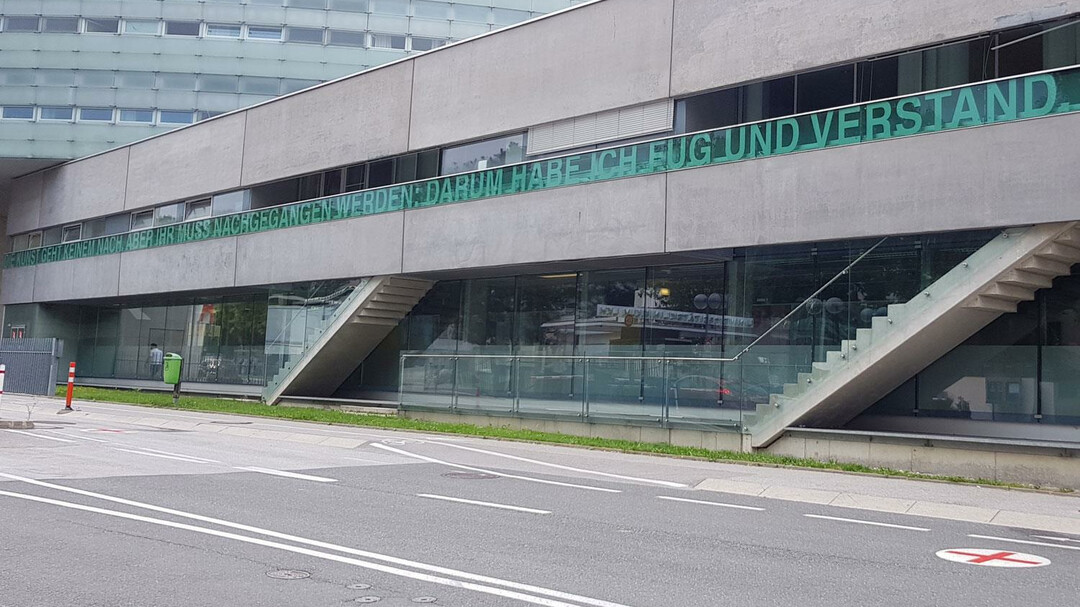 Fassadengestaltung der Chirurgie West Salzburg | © Tourismus Salzburg