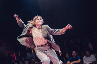 Dancer at the Flavourama Street Dance Festival in Salzburg | © Flavourama