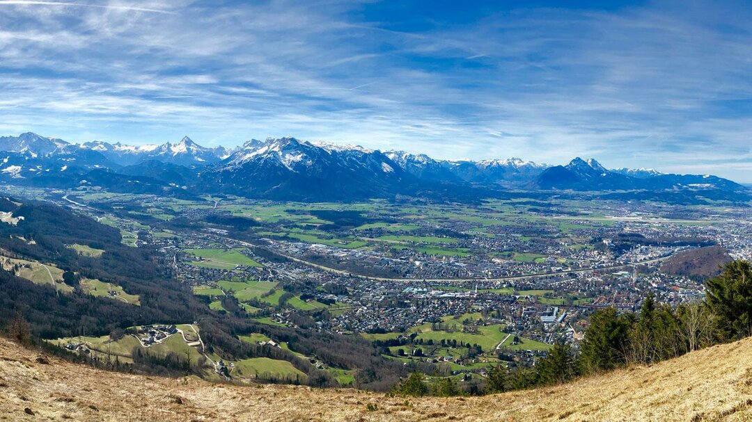 Ausblick vom Gaisberg auf Salzburg und die Berge | © Tourismus Salzburg