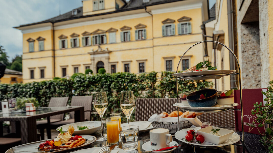 Frühstück mit Blick auf Schloss Hellbrunn | © Gassner Gastronomie