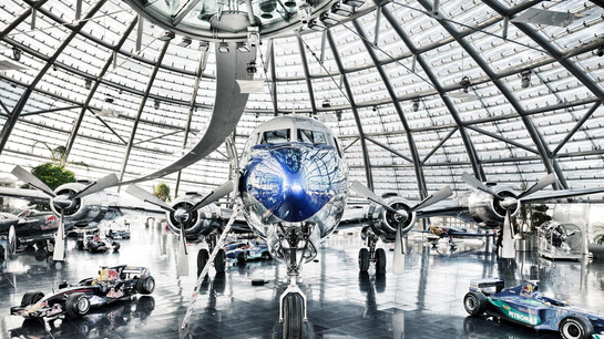 B52 at Hangar-7 | © Red Bull Hangar-7 / Helge Kirchberger Photography
