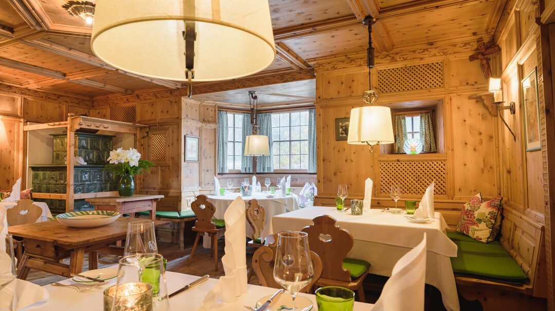 Zirbenstube festlich | © Hotel Gasthof Brandstätter