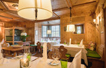 Zirbenstube festlich | © Hotel Gasthof Brandstätter