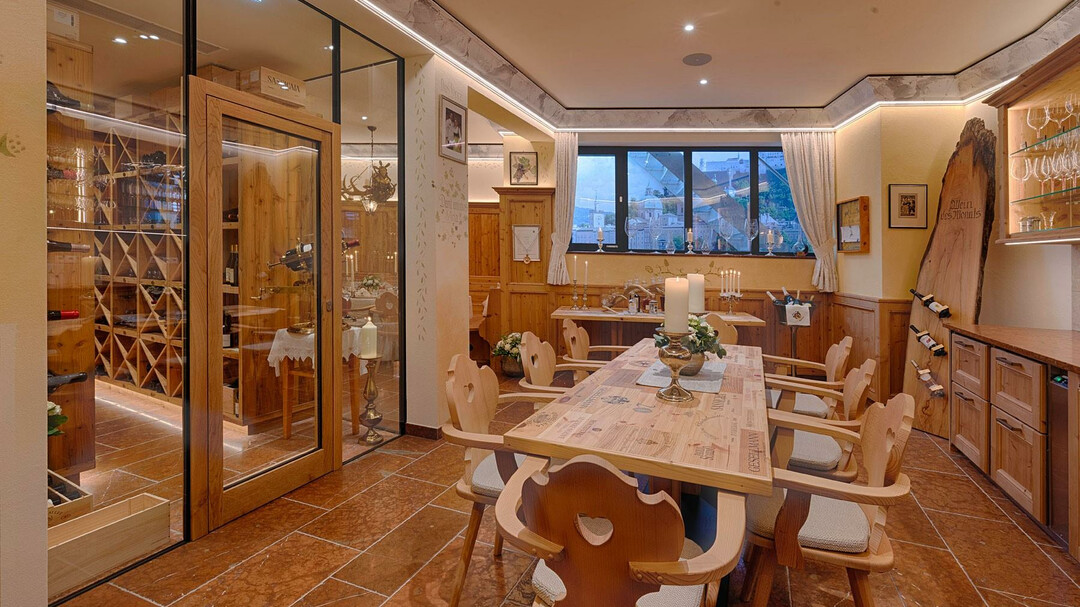 Weinkeller Verkostungsbereich | © Huber`s im Fischerwirt