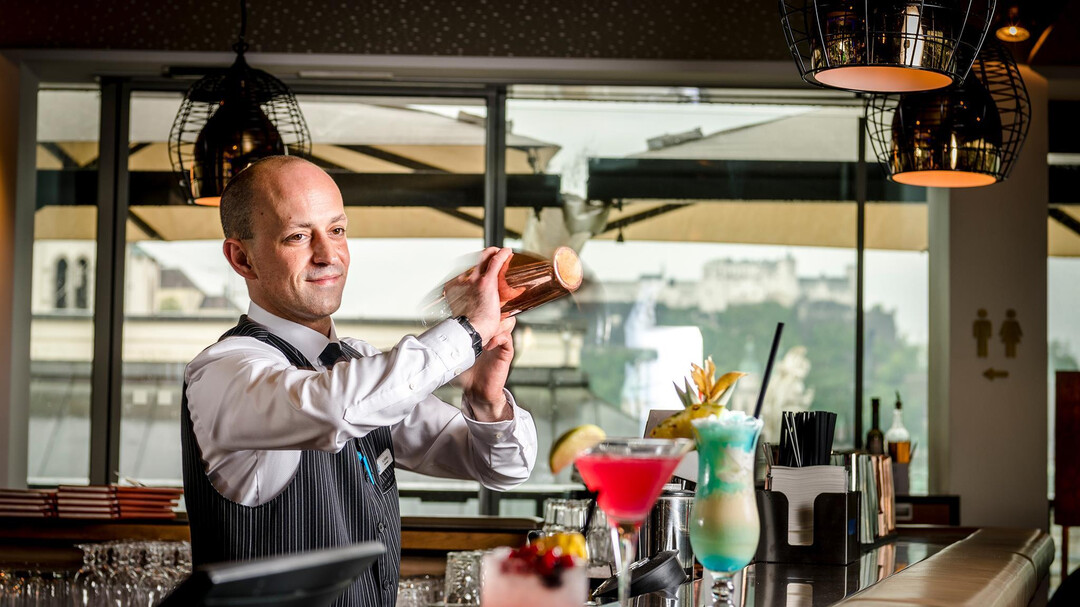 Barkeeper | © IMLAUER HOTEL PITTER