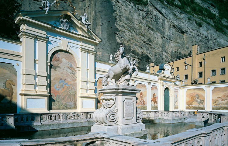"Horse Pond" at the Carajan Square | © Tourismus Salzburg
