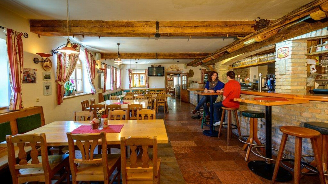 Gastraum Kerneis Mostheuriger