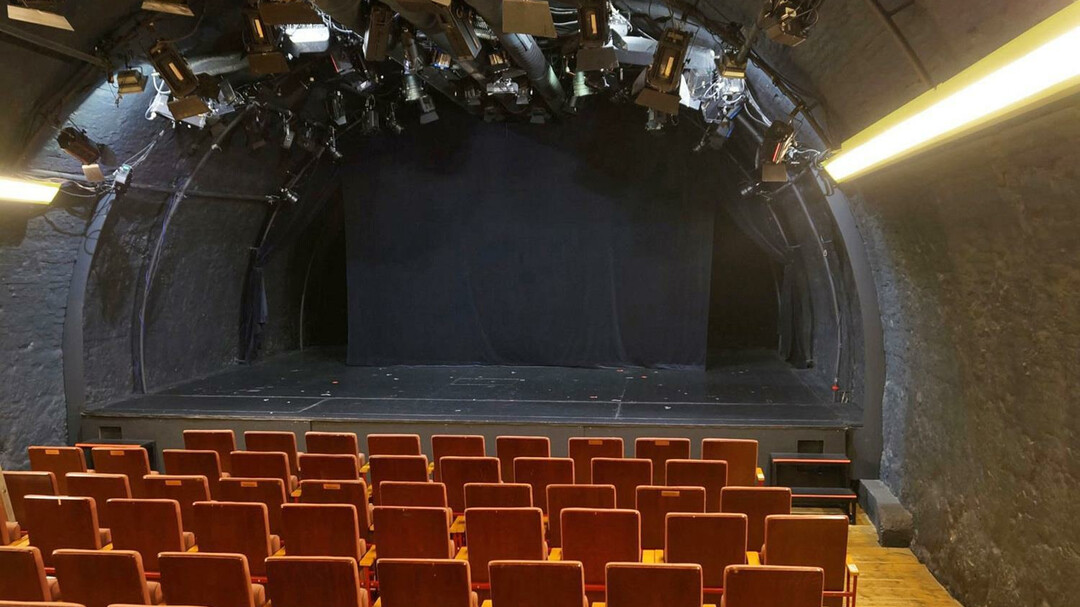 Stage in the small theater Salzburg | © Kleines Theater