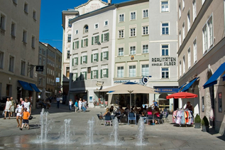 Platzl with view to the Linzer Gasse | © Tourismus Salzburg