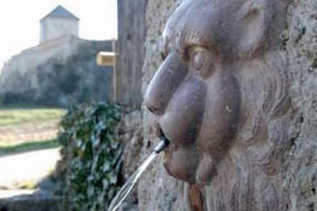 Löwenkopfbrunnen am Mönchsberg | © Stadt Salzburg