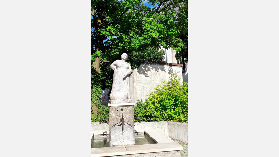 Marktfrauen-Brunnen
