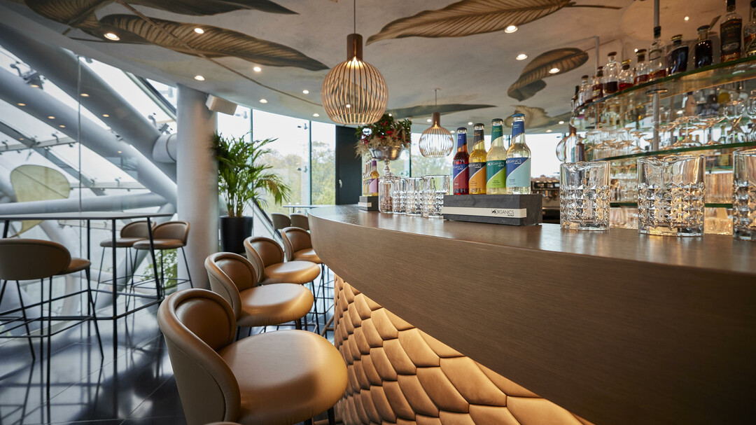 Theke Mayday Bar | © Helge Kirchberger Photography / Red Bull Hangar-7