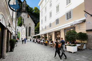 Blick auf den Schanigarten | © Meissl & Schadn © Manuel Marktl