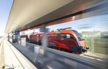 ÖBB Zug im Bahnhof | © ÖBB - Harald Eisenberger