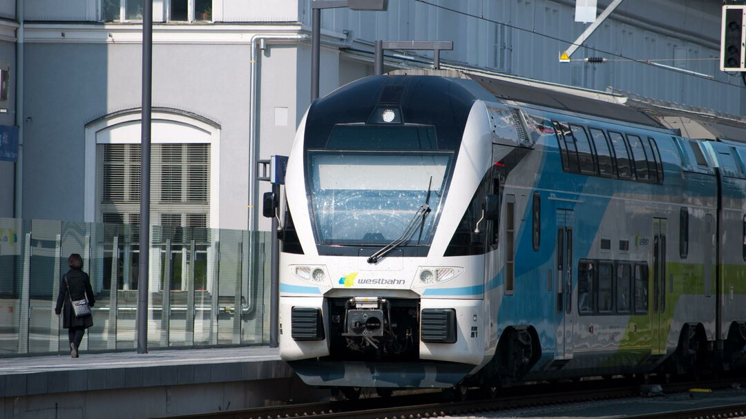 Westbahn at main railwaystation Salzburg | © Westbahn