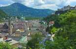 view from Mönchsberg to the Old Town and Fortress | © Tourismus Salzburg/ K.Brugger