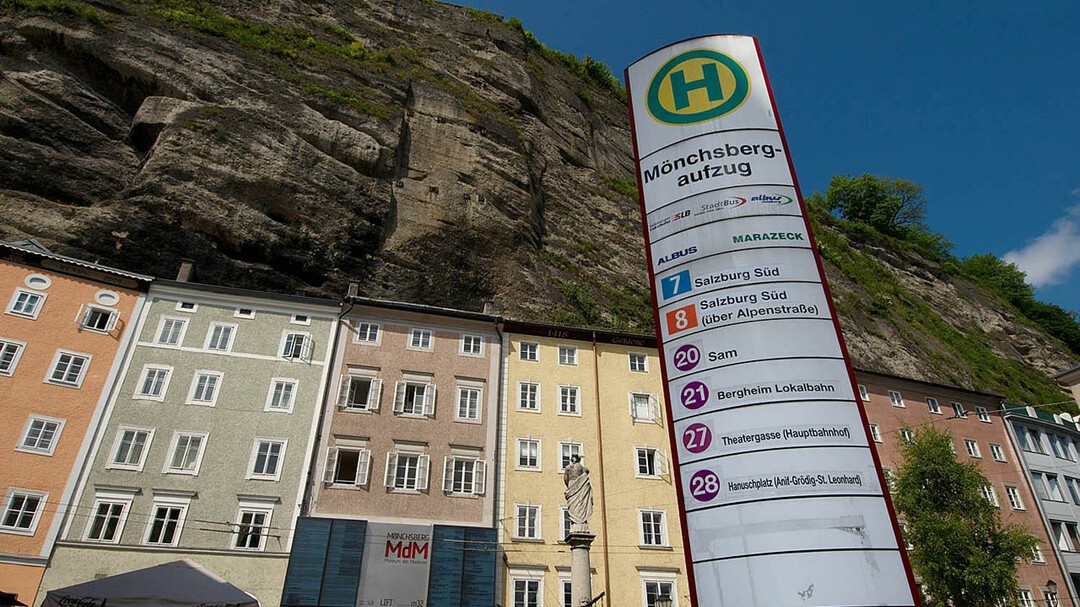 stop at Mönchsberg elevator | © Salzburg AG