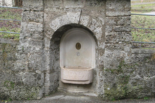 Monikapforte Brunnen in Salzburg | © mein.salzburg.com