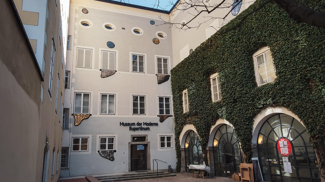 Museum der Moderne Salzburg/Rupertinum- Innenhof | © Tourismus Salzburg GmbH / B. Brunauer