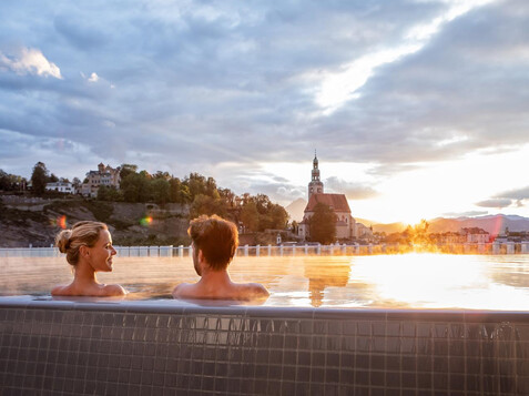 Infinity Pool im Paracelsusbad in Salzburg | © Paracelsusbad / Wöckinger
