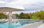 Infinity Pool im Saunabereich im Paraceslusbad | © Paracelsusbad / Wöckinger