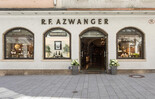 Fassade vom Geschäft Azwanger | © R.F. Azwanger