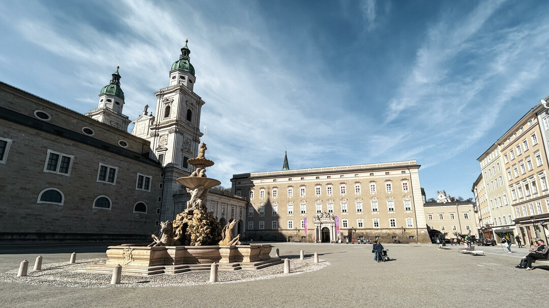 Residenzbrunnen, Alte Residenz und Dom | © Tourismus Salzburg / B. Brunauer