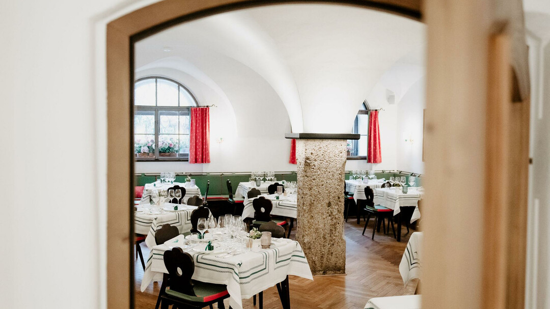 Blick ins Restaurant | © Hotel Goldener Hirsch