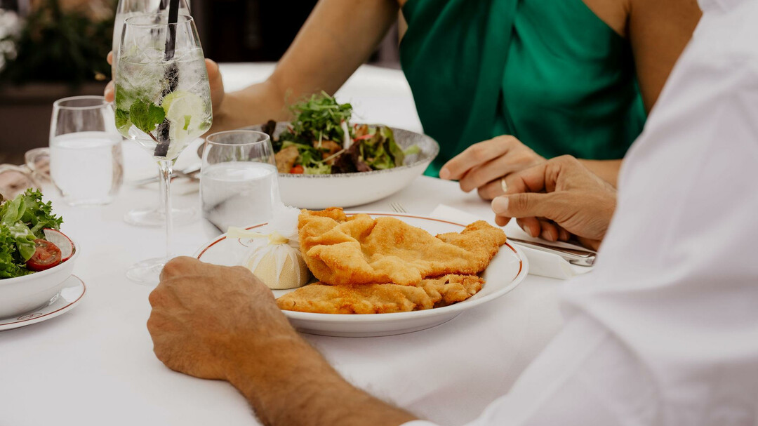 Restaurant Herzl - Schnitzel | © Hotel Goldener Hirsch