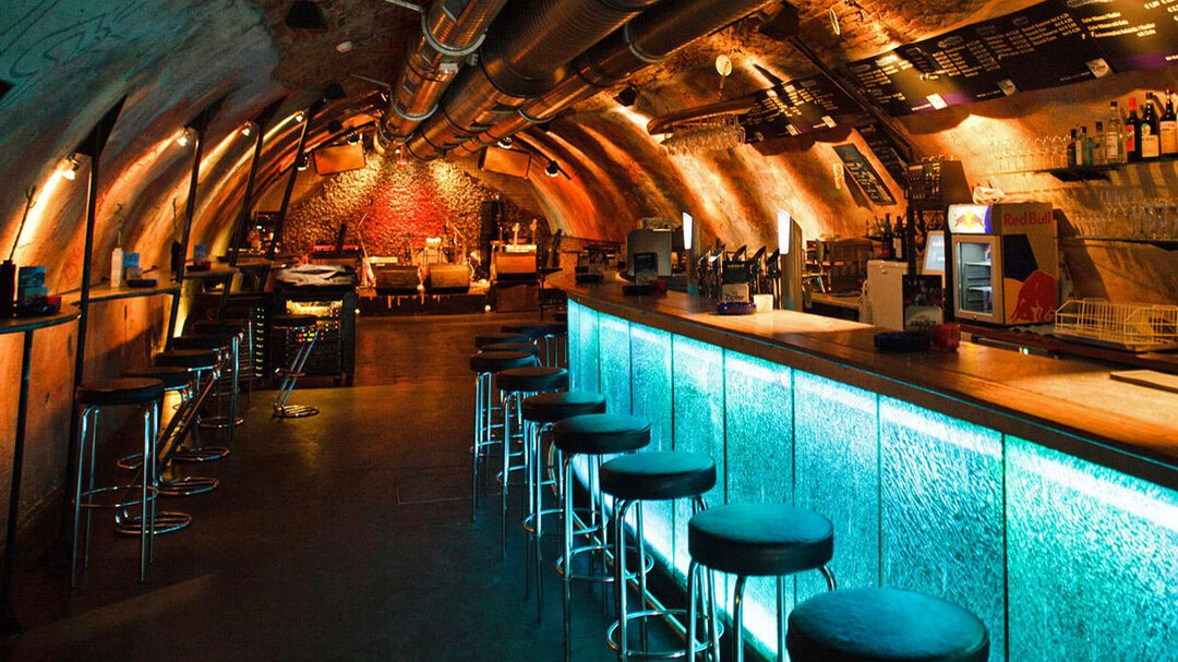 Bar beleuchtet | © Rockhouse Bar