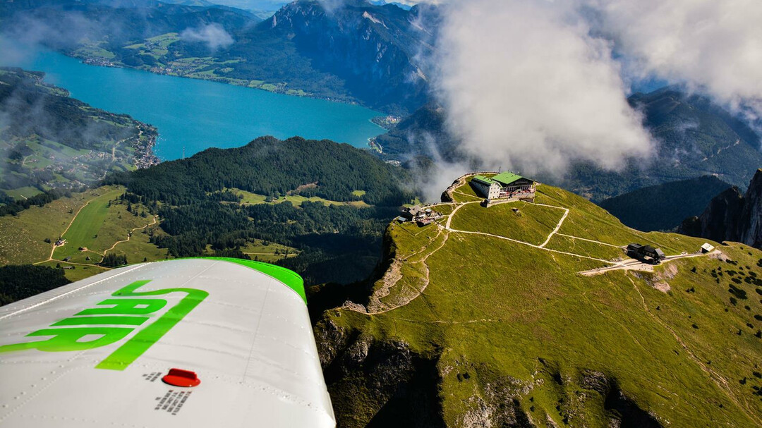 flight over the Salzkammergut | © S-Air