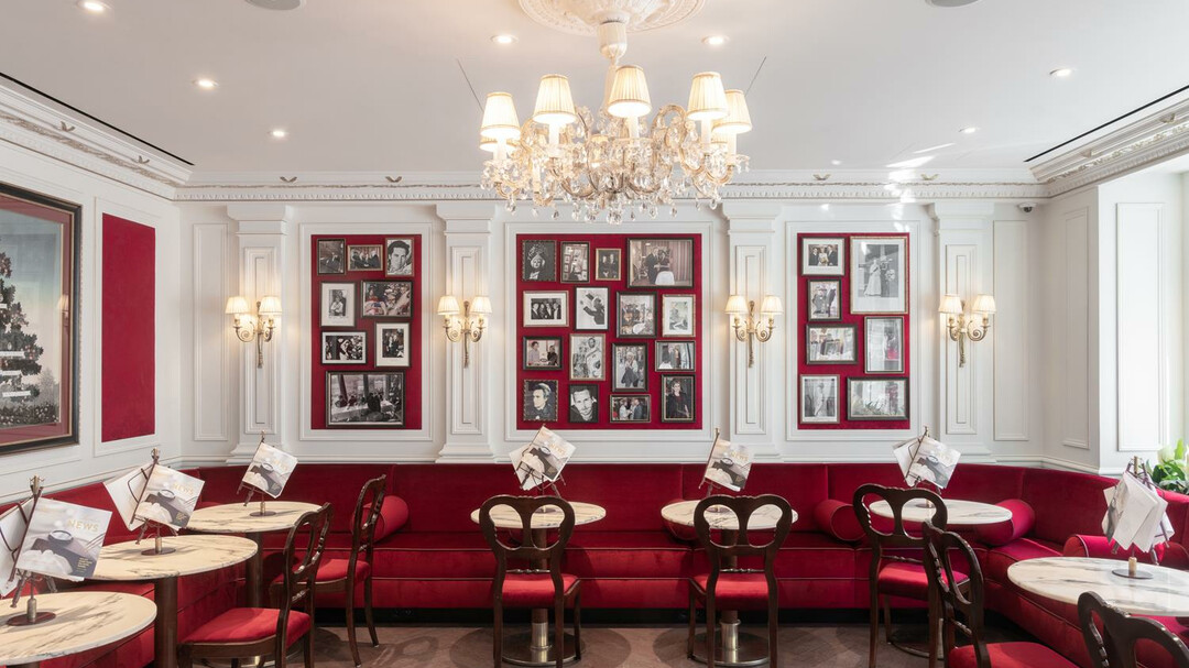 Tische im Café Sacher | © Hotel Sacher
