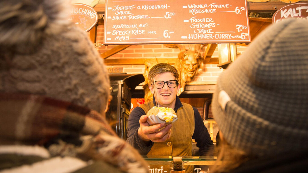 Ofenkartoffel vom Salzburger Christkindlmarkt | © Salzburger Christkindlmarkt Neumayr