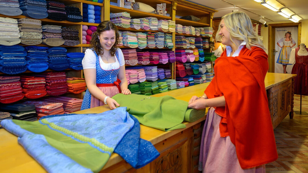 Salzburger Heimatwerk Stoffe | © Tourismus Salzburg GmbH / G. Breitegger