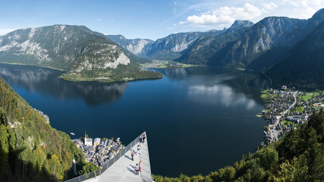 Hallstatt, view from the observation plattform | © Salzwelten 
