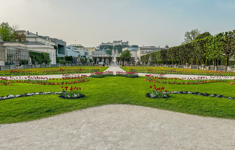 Mirabellgarten mit Blick Richtung Dom und Festung | © Tourismus Salzburg / K. Brugger