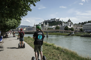 Segway bei der Salzach | © Segway Tours Salzburg