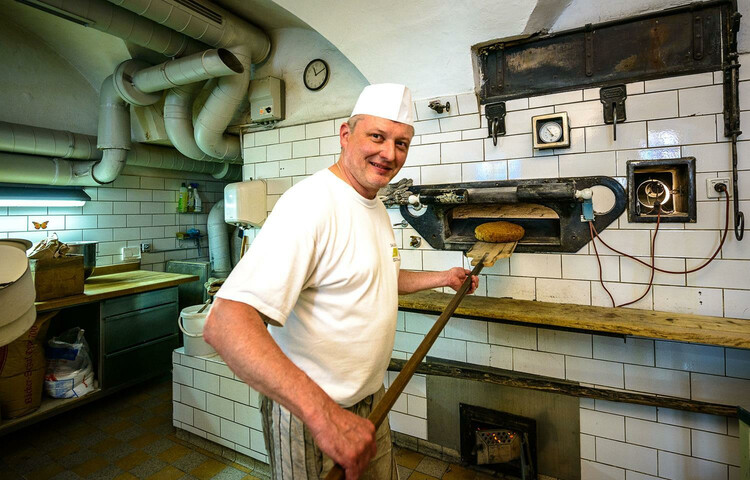 Bäcker in der St. Peter Stiftsbäckerei | © Tourismus Salzburg GmbH, Breitegger G.