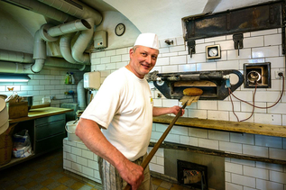 Bäcker in der St. Peter Stiftsbäckerei | © Tourismus Salzburg GmbH, Breitegger G.
