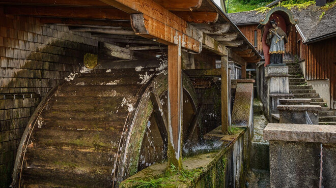The mill wheel on the Almkanal has been reconstructed from an old model. | © Tourismus Salzburg GmbH, Breitegger G.