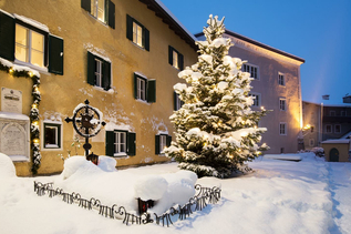 Residence and Grave | © Stille Nacht Museum Hallein
