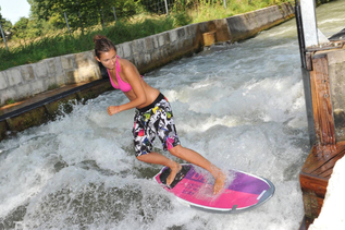 Surfen Almwelle | © Stadt Salzburg/Johannes Killer