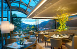 Restaurant GLASS GARDEN mit Blick auf Salzburg | © HOTEL SCHLOSS MÖNCHSTEIN*****s