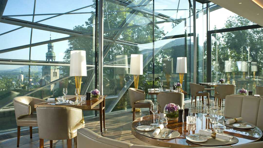 Restaurant THE GLASS GARDEN | © HOTEL SCHLOSS MÖNCHSTEIN*****s