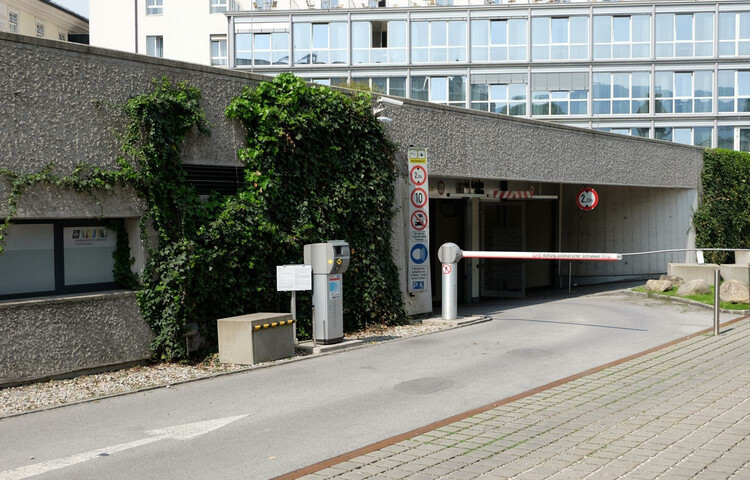 underground parking garage Barmherzige Brüder - entry | © Krankenhaus der Barmherzigen Brüder